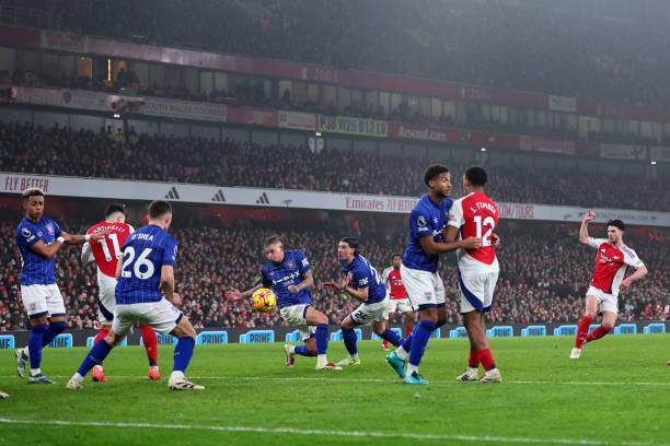 实时比分查询-【英超】哈弗茨破门，阿森纳1比0伊普斯维奇