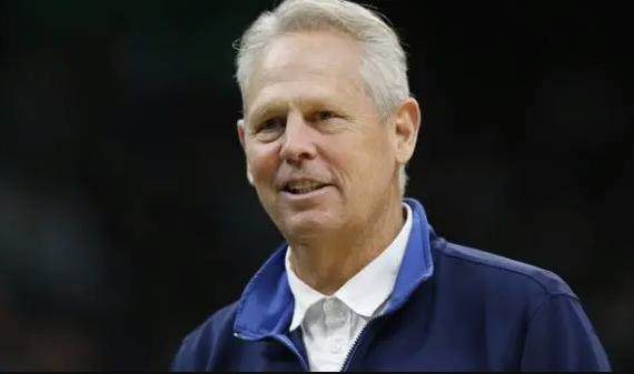 1622651810837046191.png 足球直播平台-【观察】绿衫军安吉时代落幕 新纪元开启烦恼一箩筐