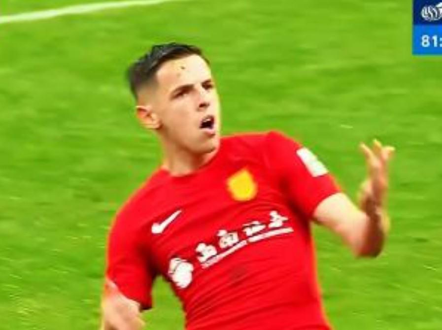 体育赛事直播-肯帕努:龙兴足球场很棒,就像欧冠和欧联杯那种大型球场一样